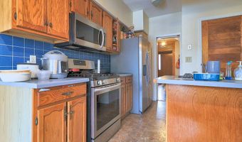 308 Quail St, Albany, NY 12208