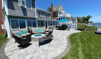 21 Groveway 21, Clinton, CT 06413