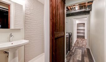 111 STANMORE Rd, Baltimore, MD 21212