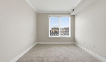 815 N PATRICK St 406, Alexandria, VA 22314