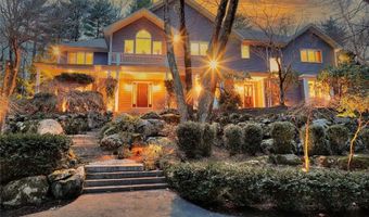 60 Pheasant Dr, East Greenwich, RI 02818