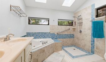 531 Kaiemi St, Kailua, HI 96734