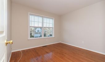 521 DOGWOOD Dr, Ambler, PA 19002