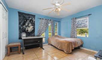 1940 Leah Star Rd, Astor, FL 32102