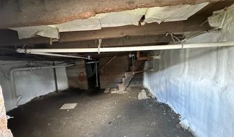 68 Park St, Belfast, ME 04915