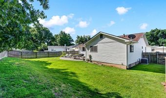 375 Novara Dr, Ballwin, MO 63021