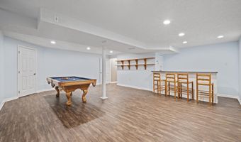 8 AMYS WAY Ct, Baltimore, MD 21234