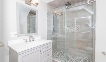 75 Gladstone St, Cranston, RI 02920