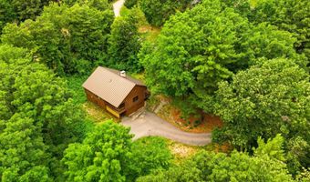 18 Ring Hill Rd, Bradford, NH 03221