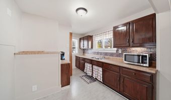 135 Greenly St, Adrian, MI 49221