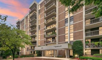1016 S WAYNE St 302, Arlington, VA 22204