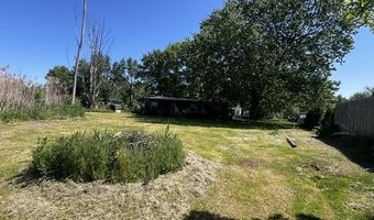 351 Center St, Algonac, MI 48001