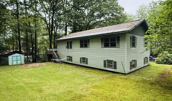 77 Griswold Dr, Rockingham, VT 05101
