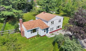 5 Crawford Dr, Bath, ME 04530