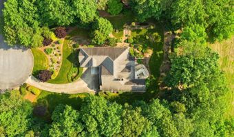281 Hightower Lake Trail Trl, Ball Ground, GA 30107