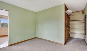 1558 E St, Anchorage, AK 99501