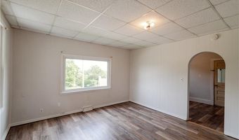 713 N 13 St, Atchison, KS 66002