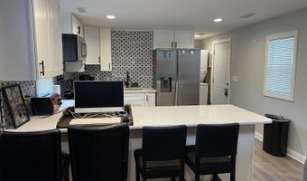 1205 Rattray Dr, Algonquin, IL 60102