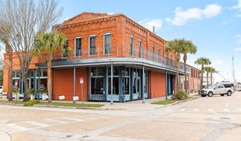 107 Ave B, Apalachicola, FL 32320