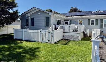 1245 Longboat Ave, Beachwood, NJ 08722