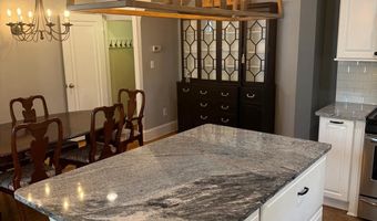 310 HOPKINS Rd, Baltimore, MD 21212