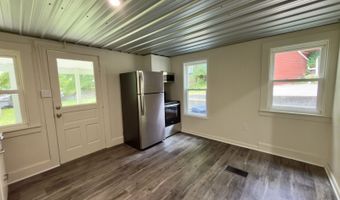 5 Smith St, Athens, OH 45701