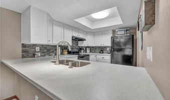 255 Portage Lakes Dr E, Akron, OH 44319