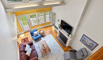 1 Emerson Dr, Acton, MA 01720
