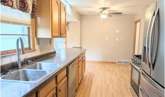 202 North Ln, Albert Lea, MN 56007