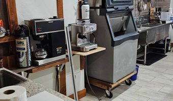 3230 N Rockwell Ave, Bethany, OK 73008