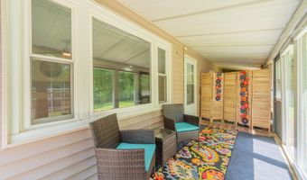 1260 N Lawrence Hollow Dr, Bloomfield, IN 47424