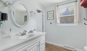 111 Bramble Bush Rd, Coventry, RI 02816
