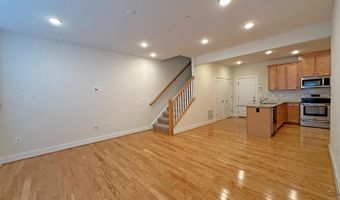 44766 TIVERTON Sq, Ashburn, VA 20147