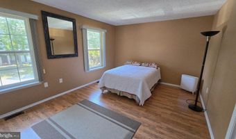 60 CHEROKEE Dr, Absecon, NJ 08205