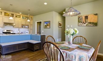 17 Patriot Dr, Cody, WY 82414