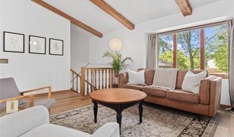 12852 Essex Way, Apple Valley, MN 55124
