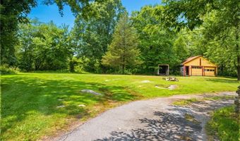 225 Iron Mine Hill Rd, North Smithfield, RI 02896