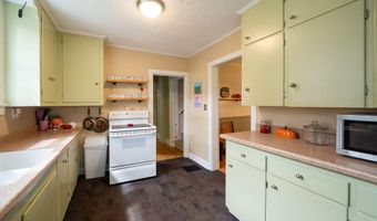 417 Monroe St, Allegan, MI 49010