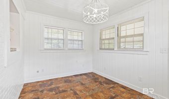 301 E Craig St, Atmore, AL 36502