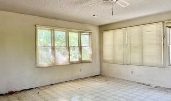 706 NW 5th St, Bentonville, AR 72712
