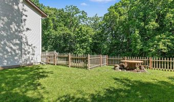 640 Clearview Ct, Algonquin, IL 60102