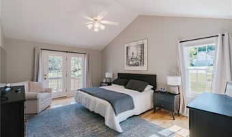 480 Glen Hollow Cir, Aurora, OH 44202