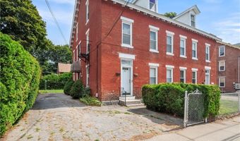 37 Main St, Cumberland, RI 02864