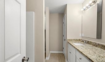 390 Rosalie Maria Dr, Biloxi, MS 39531