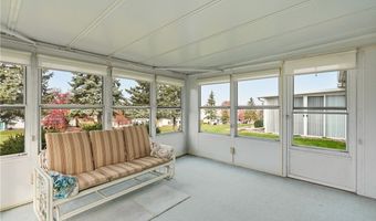 908 King Ridge Dr, Ashland, OH 44805