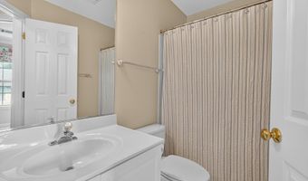 2411 GORGAS Pl, Alexandria, VA 22311