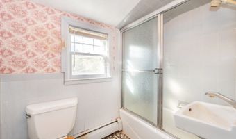723 W Crescent Ave, Red Bank, NJ 07401