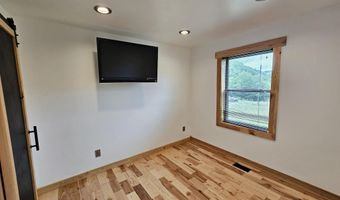 27337 Rich Valley Rd, Abingdon, VA 24210