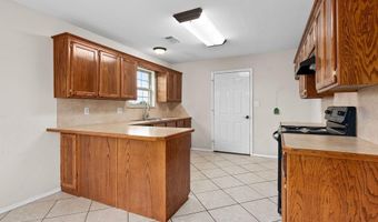 110 Luckau Ln, Alma, AR 72921