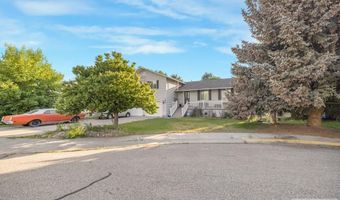 2375 Clover Ln, Blackfoot, ID 83221